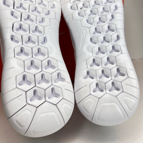 Nike Womens Free RN 2018 White/Black Running Shoes Sz 9 New with Box! 942837-100 - Picture 12 of 16